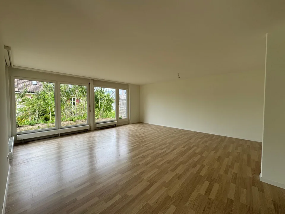 renovierte 2.5 Zimmerwohnung im Grünen – foto 4 di 9