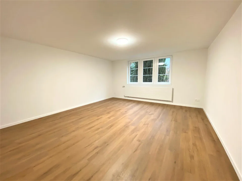 Helle, sehr schön sanierte Wohnung – Foto 6 von 9