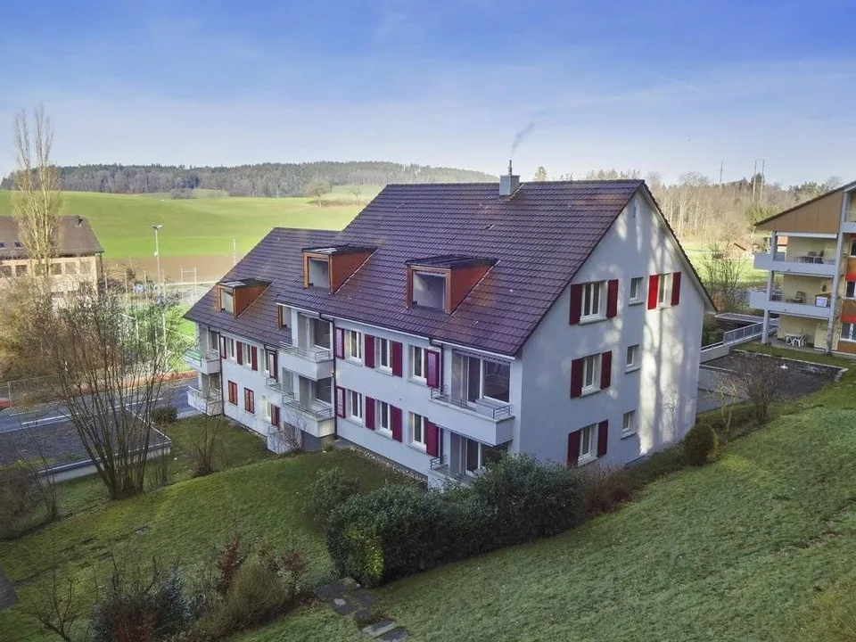 Dachwohnung mit Charme in Niederscherli – Foto 2 von 8