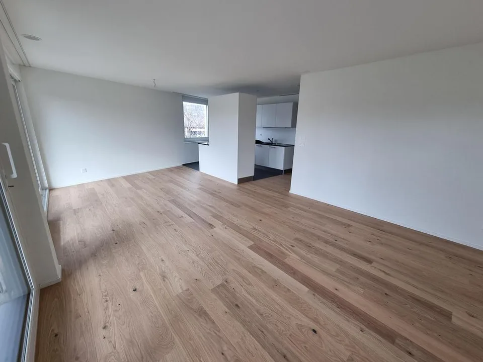 Il tuo appartamento moderno di 3,5 locali ad Aarau Rohr! – foto 4 di 12