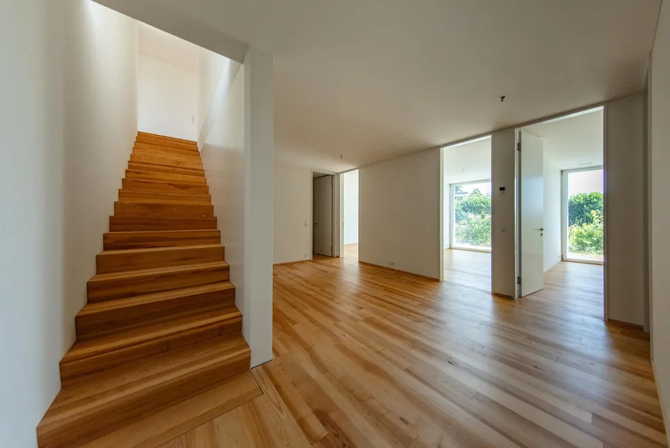 Naturnah wohnen, modern leben – 4.5-Zimmer Einfamilienhaus in Sins – photo 2 sur 5