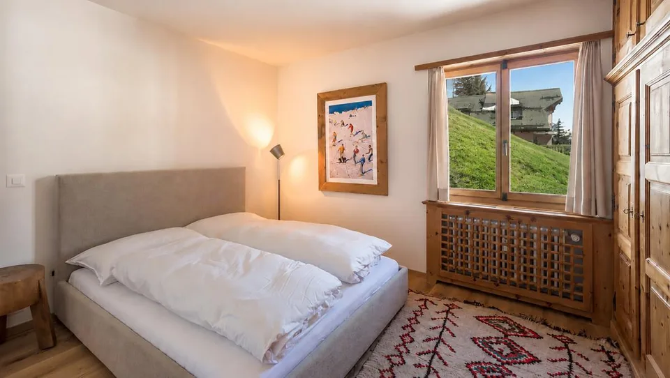 Zuoz: Ferienwohnung mit Bergsicht und Terrasse – Foto 5 von 7