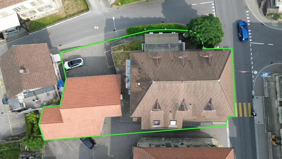Jetzt zugreifen: 4 Wohnungen und ein grosses Restaurant mit über 8 ... – photo 24 sur 24