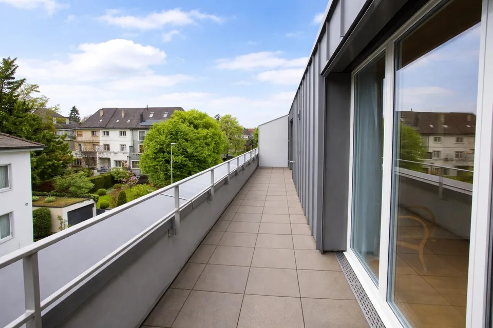 Furnished 3-room attic apartment in the Paulus Quarter – photo 10 of 12