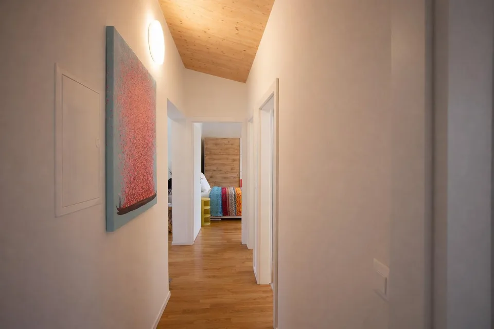 Furnished 3-room attic apartment in the Paulus Quarter – photo 8 of 12