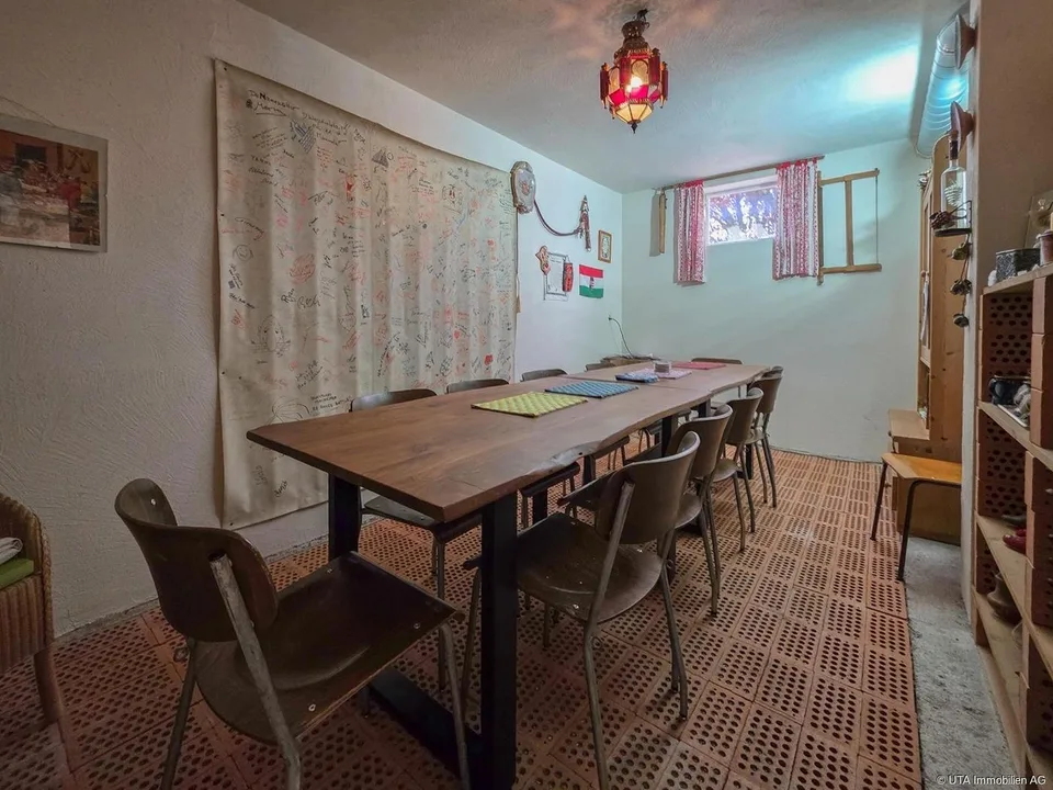 Einfamilienhaus - privilegierte Hanglage mit Einliegerwohnung – Foto 13 von 15