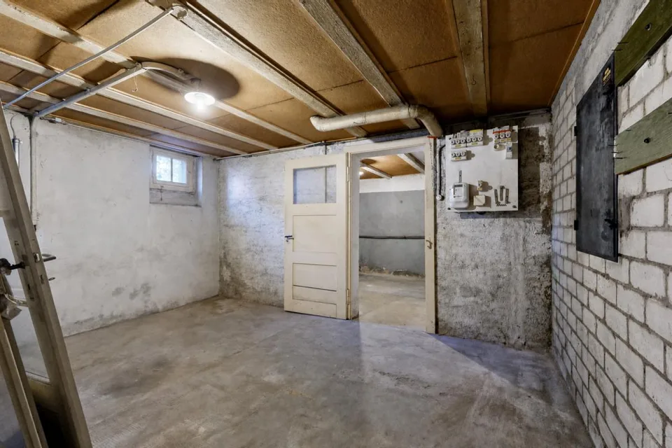 Casa unifamiliare con fascino e riserva di terreno – foto 17 di 24