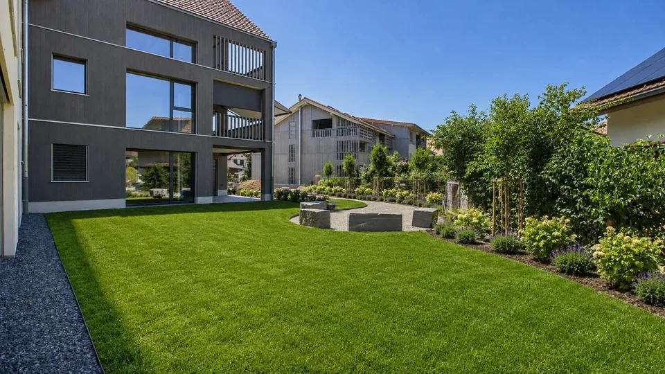 Fertig ausgebaute Gartenwohnung mit 130m2 Wohnkomfort! – photo 10 sur 23