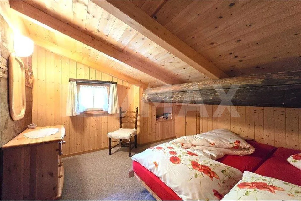 Traditionelles Walliser-Chalet mit Charme im Grünen versteckt – Foto 6 von 13