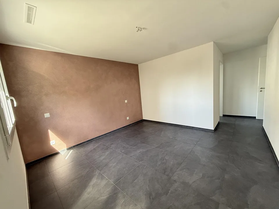 Prezzo molto interessante! 3,5 locali, dotato di tutti i confort! – Foto 6 von 10