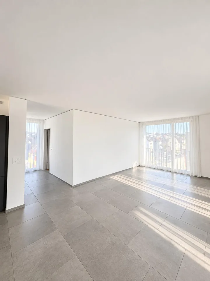 Helle 4.5-Zimmer-Wohnung im beliebten Johanneshof Oberwil – Foto 7 von 12