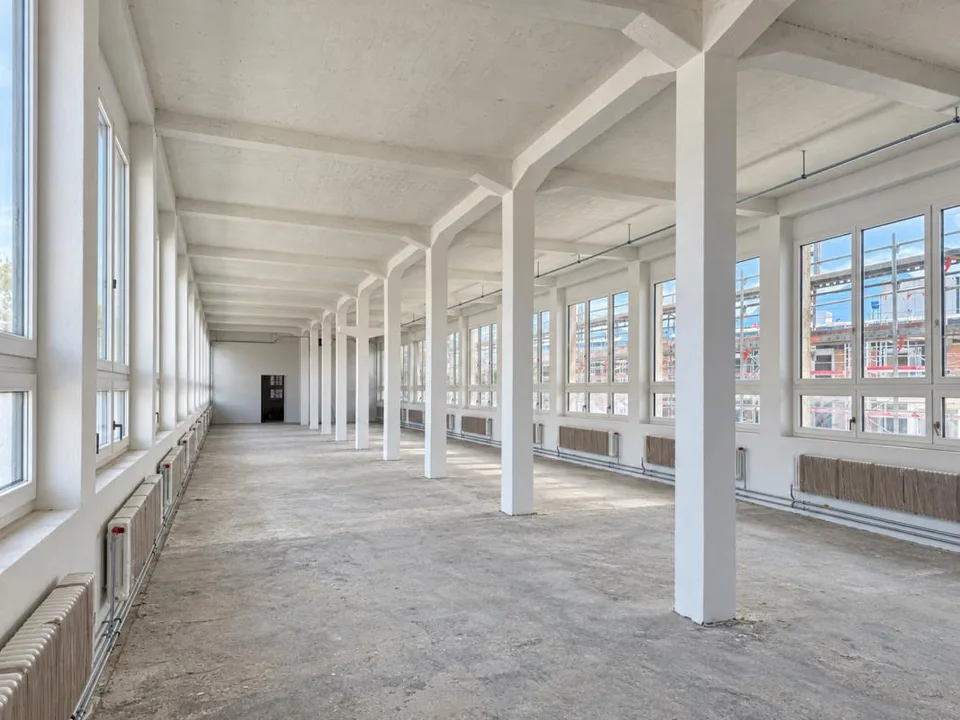 Moderne Gewerbefläche mit historischem Flair – foto 4 di 8
