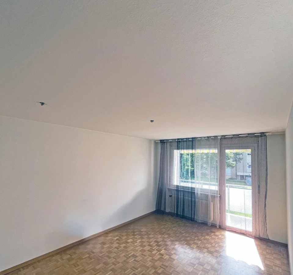 Appartement 3 pièces partiellement rénové dans un quartier calme – photo 4 sur 8