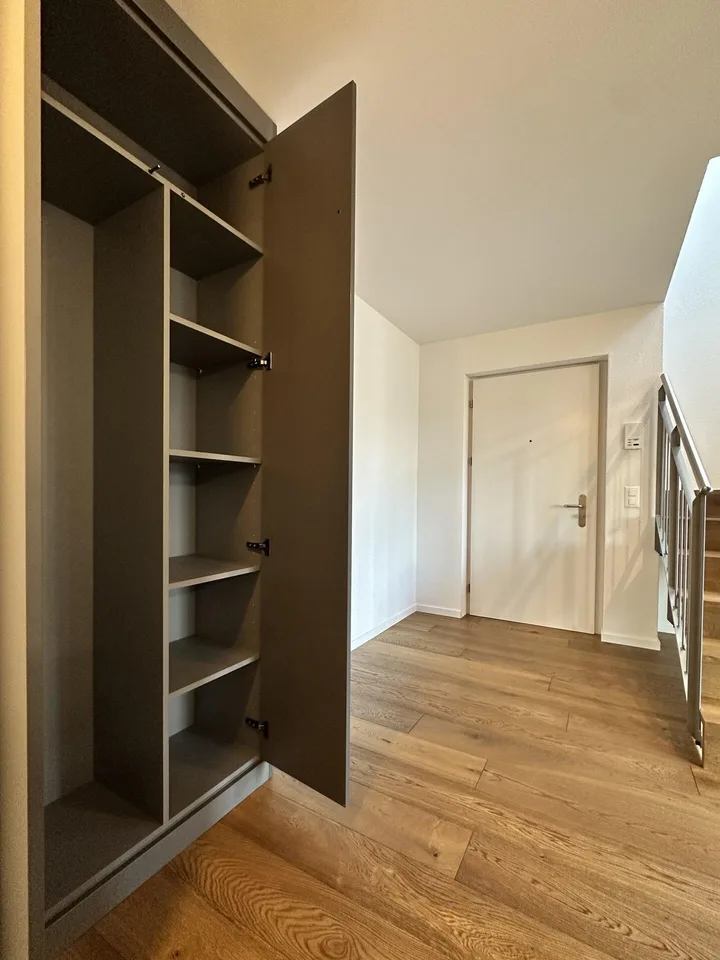 Appartamento in mansarda di 4,5 locali con grande terrazza, ristrutturato con ascensore – foto 6 di 29