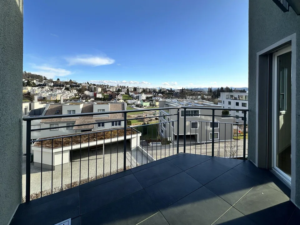 Appartamento in mansarda di 4,5 locali con grande terrazza, ristrutturato con ascensore – foto 4 di 29