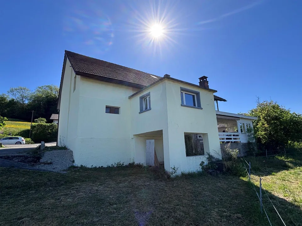 Mehrfamilienhaus mit 3 Wohneinheiten und Gewerbe - frisch saniert – foto 7 di 12