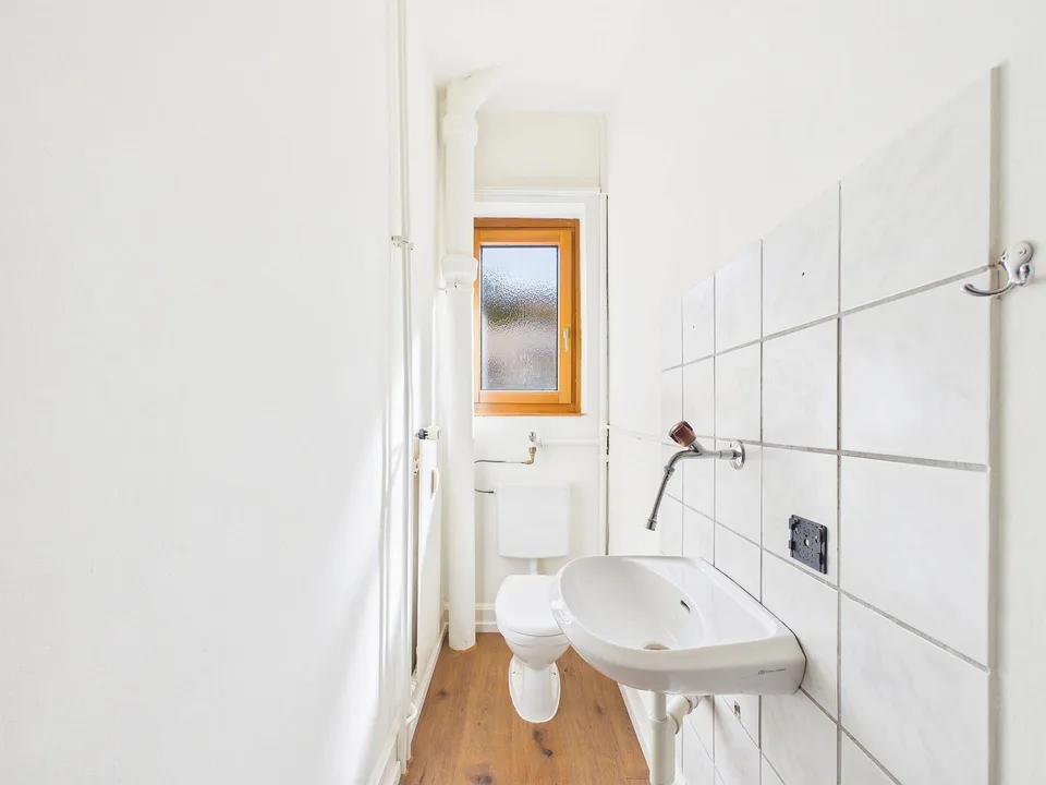 Mehrfamilienhaus mit 9 Wohnungen und 2 Gastrobetrieben in Basel kau... – photo 10 of 13