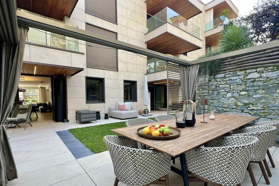 Elegante Stadtwohnung mit grossem Garten & Terrasse Nähe See u. Zentrum – Foto 8 von 30
