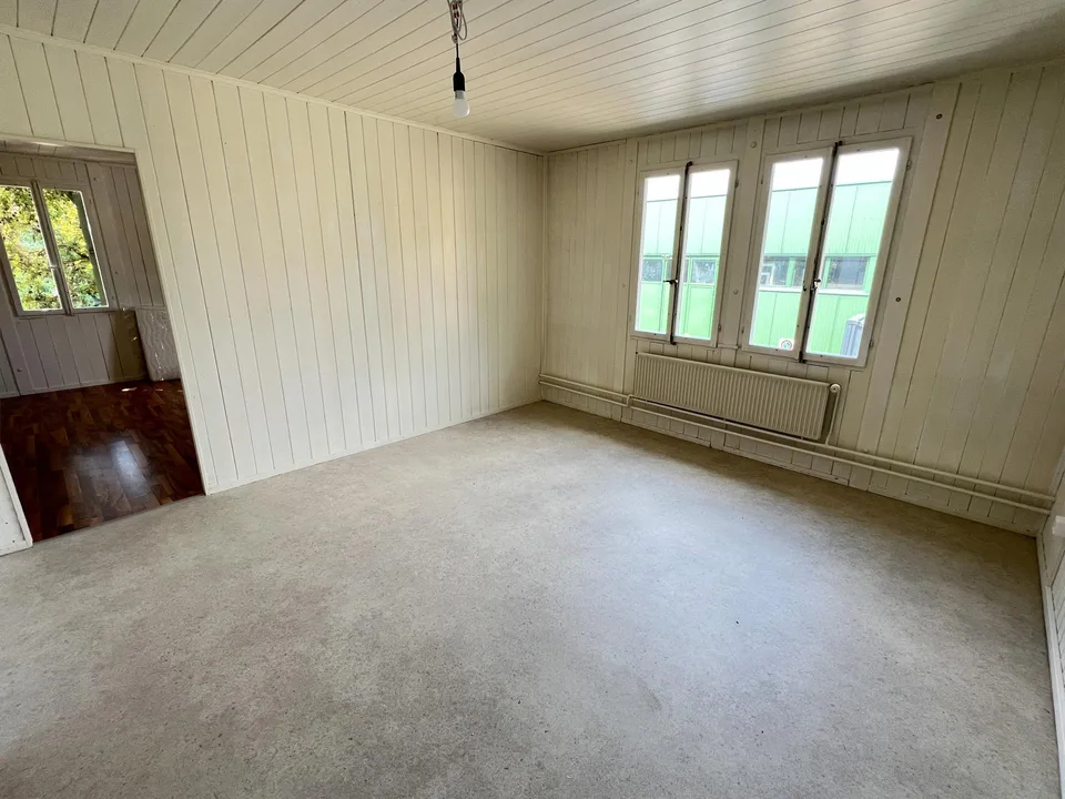 Grosszügige Wohnung in naturnaher Lage mit Wintergarten und Sitzplatz – Foto 8 von 13