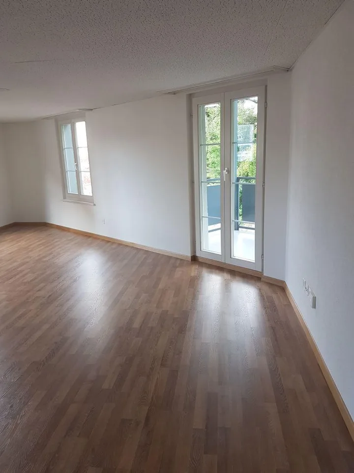 Vivre au-dessus des toits de la ville avec un balcon pour tomber amoureux – photo 4 sur 8