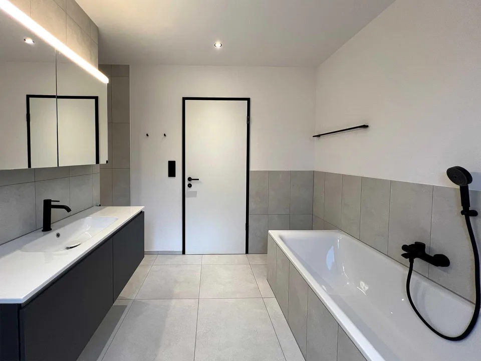 Modernes Wohnen mit fantastischem Ausblick! – Foto 7 von 8