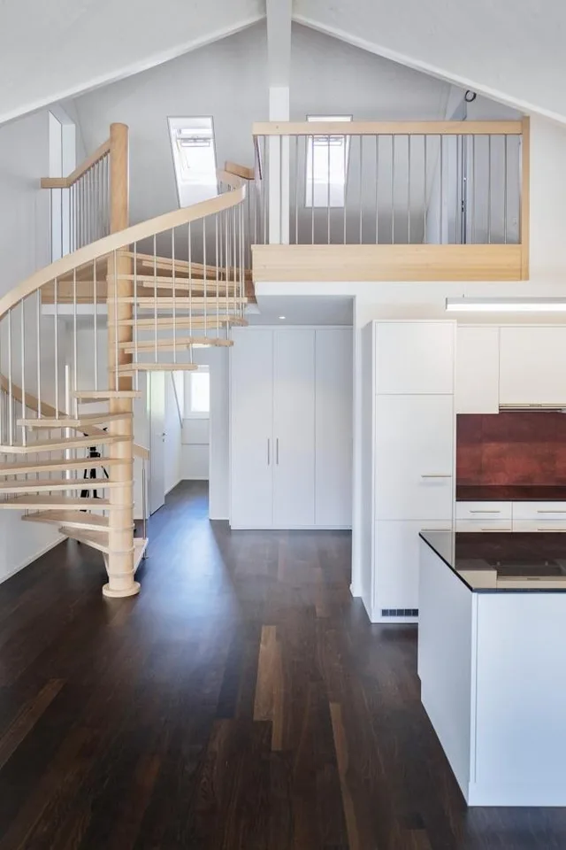 4.5-Zi. Maisonette Dachwohnung, ruhige Lage – foto 3 di 9