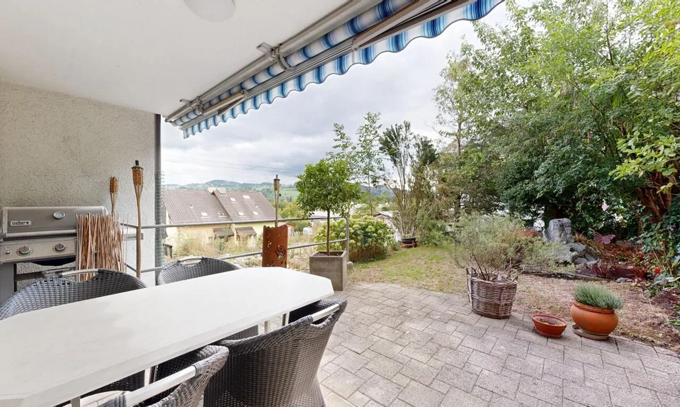 Gepflegtes 5-Zimmer-Reihenmittelhaus mit Garten und einer Doppelgarage – Foto 5 von 11