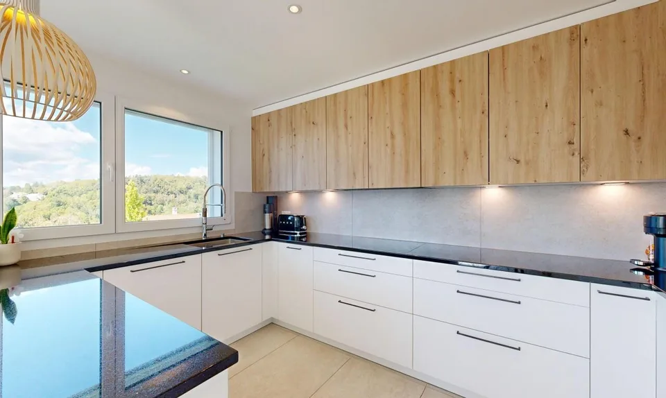 Duplex 4,5 pièces - jardin privatif et vue lac à Belmont-sur-Lausanne – photo 5 sur 11