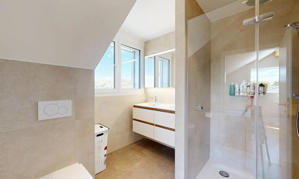 Duplex 4,5 pièces - jardin privatif et vue lac à Belmont-sur-Lausanne – photo 8 sur 11
