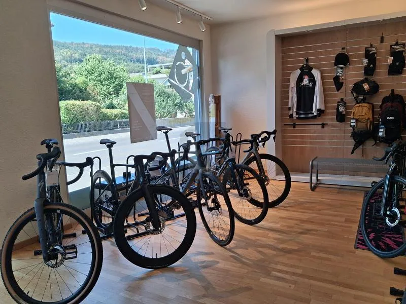 ALS SHOWROOM NUTZBAR – Foto 5 von 6