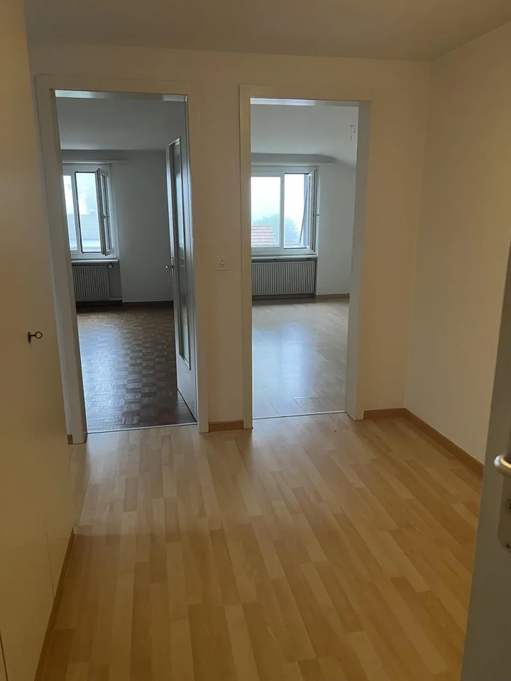 Gemütliche 2.5-Zimmerwohnung – photo 3 of 5