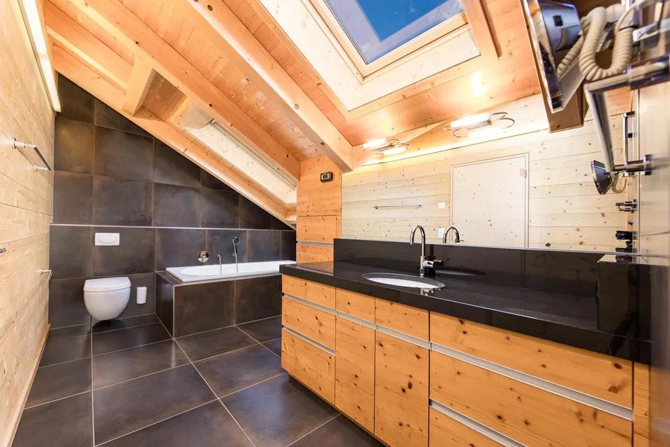 Exklusive Maisonette-Wohnung – grosszügiges Wohnen auf zwei Ebenen – photo 5 sur 9