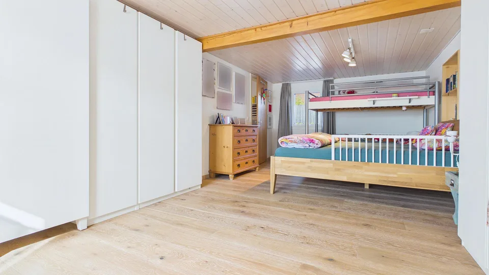 Haus mit 258m2 Wohnfläche und grenzenlosem Nutzungspotenzial – photo 10 sur 29