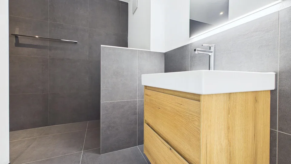 4.5 Zimmer, 2 Bäder, Lift - privater Gartenbereich – Foto 19 von 24