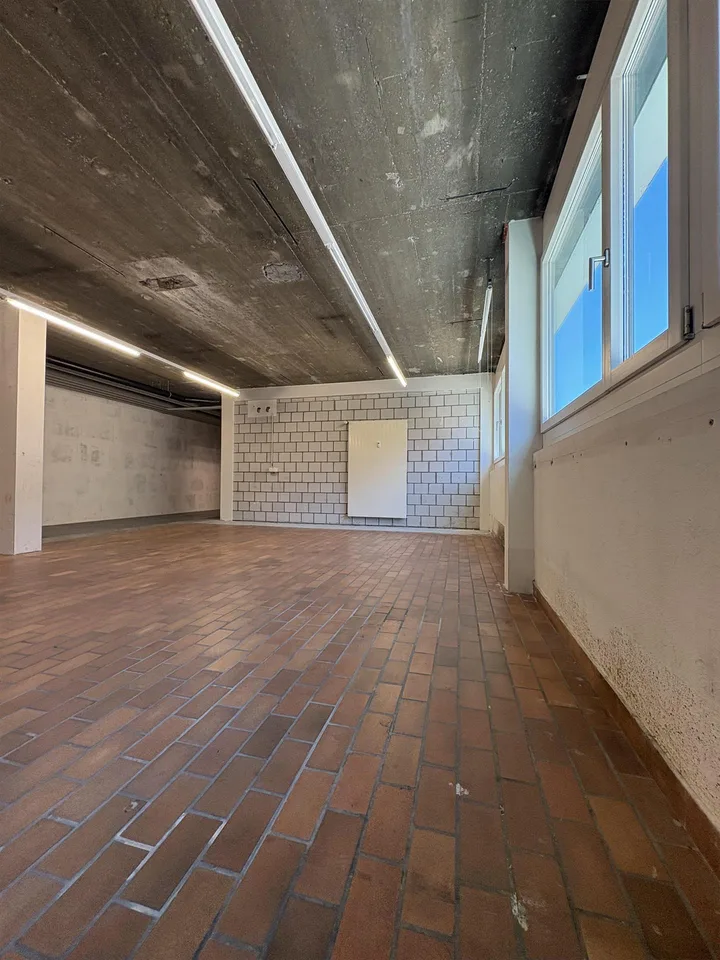 Beaucoup d'espace pour vos idées ? 75 m² d'espace de stockage à Allschwil – photo 5 sur 8