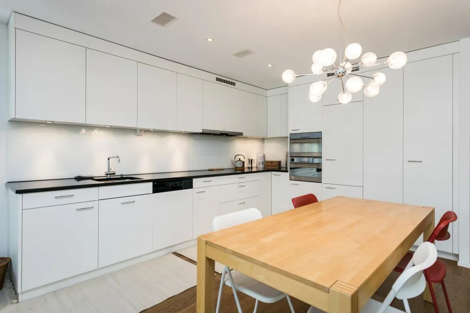 Très central et moderne appartement 2.5 pièces – photo 6 sur 11