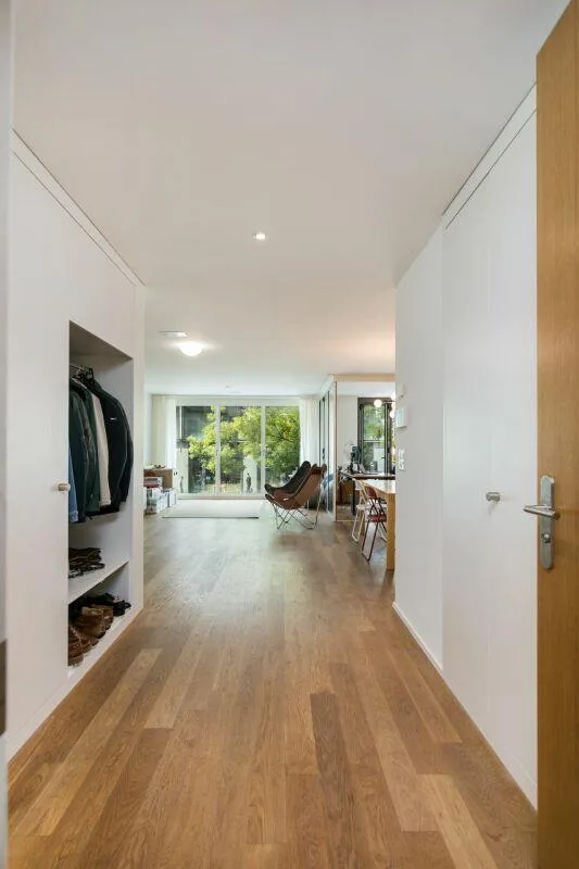 Très central et moderne appartement 2.5 pièces – photo 4 sur 11