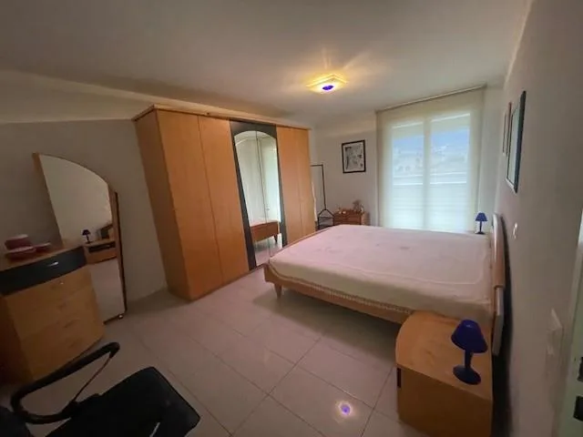 Moderno 3.5 locali con grande terrazzo a Monte Carasso. – Foto 7 von 11