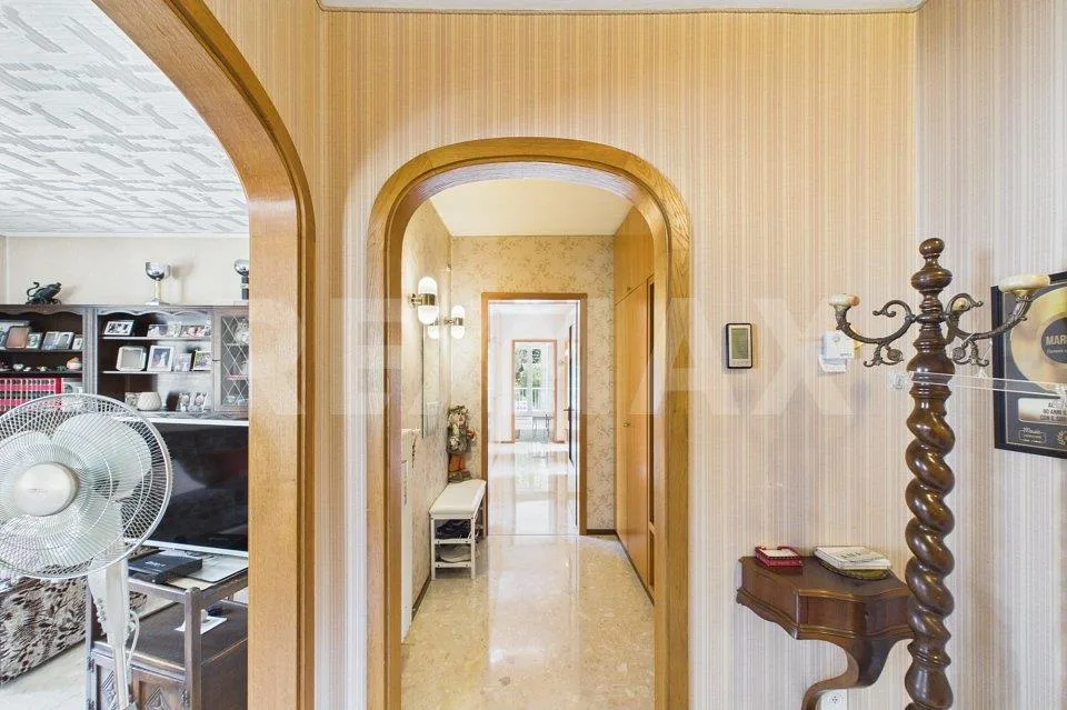 Una proprietà dalle molteplici possibilità a Brusino Arsizio – Foto 6 von 13