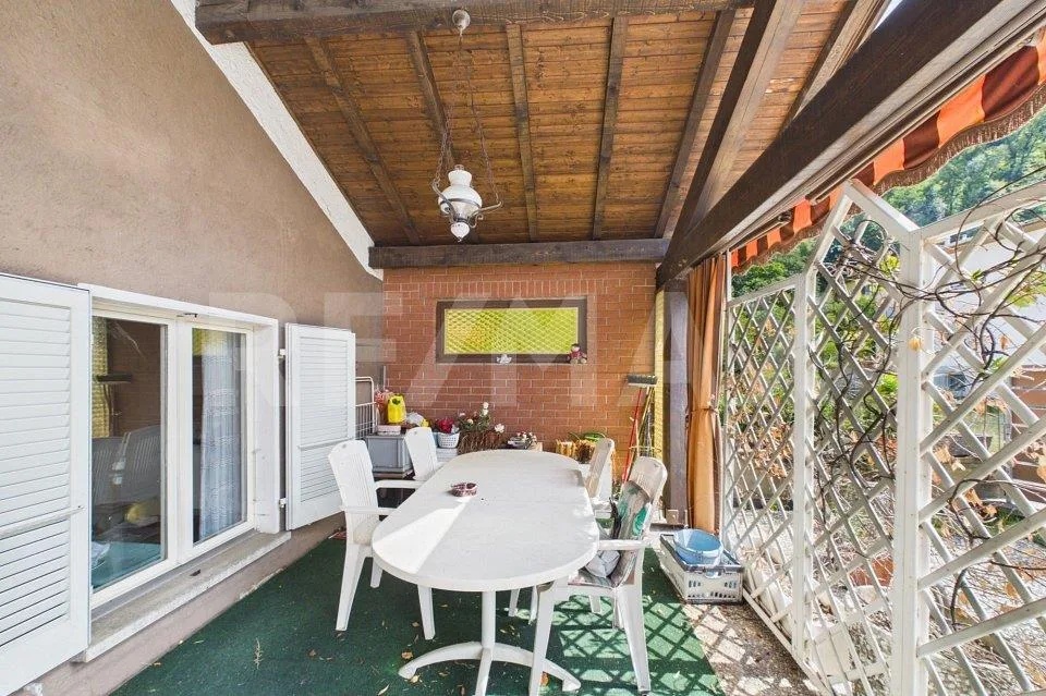 Una proprietà dalle molteplici possibilità a Brusino Arsizio – Foto 4 von 13