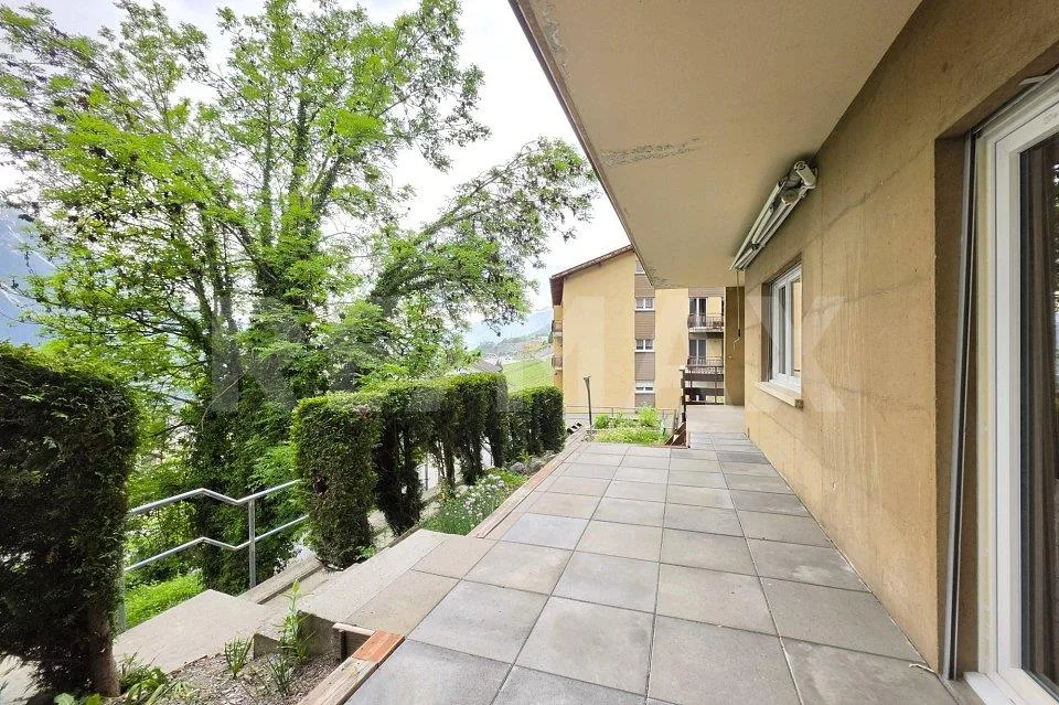 Heimelige 2.5 Zimmerwohnung mit Privatterrasse in Leuk-Stadt – Foto 11 von 12