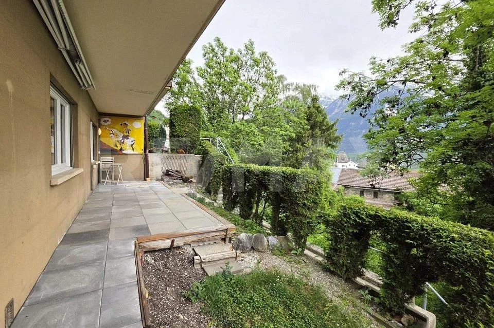 Heimelige 2.5 Zimmerwohnung mit Privatterrasse in Leuk-Stadt – Foto 10 von 12