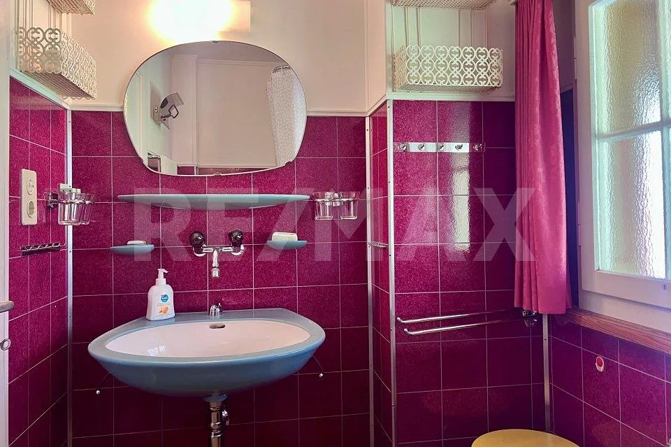 Ein kleines Bijou an traumhafter und spektakulärer Aussichtslage um... – foto 12 di 13