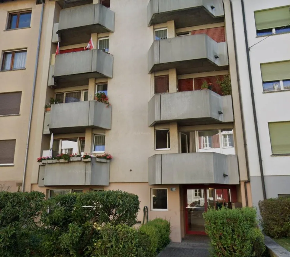 Bel appartement 2 pièces dans le quartier de Lehenmatt – photo 3 sur 8