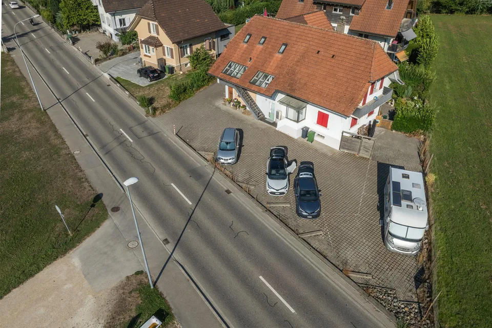 3.5-Zimmer-Maisonette mit 144 m², Galerie und viel Potenzial – photo 20 sur 21
