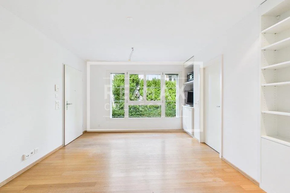 Appartamento attico di 2,5 stanze e studio aggiuntivo sul Zurichberg – foto 11 di 13