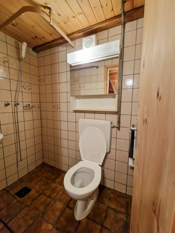 Ferienhaus mit Ausbaupotenzial - Ihr Rückzugsort mitten im Wander- ... – photo 15 sur 18