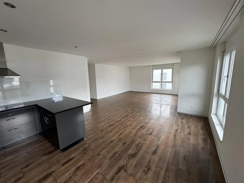 Praktische 4.5-Zimmer-Wohnung – photo 2 sur 10