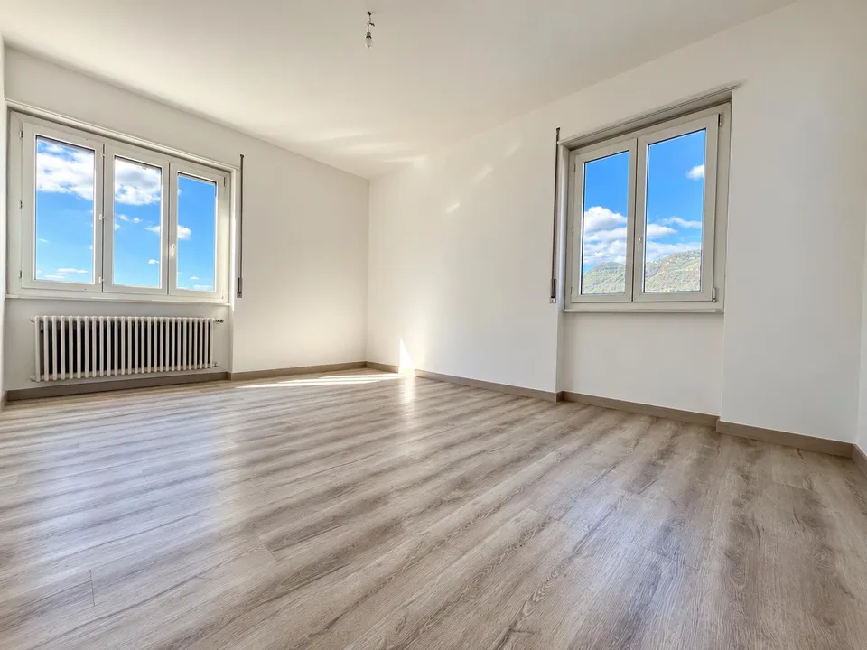 Bis zu 2 Monate kostenlos - 3.5 Zimmer vollständig renoviert in Chiasso – Foto 5 von 8