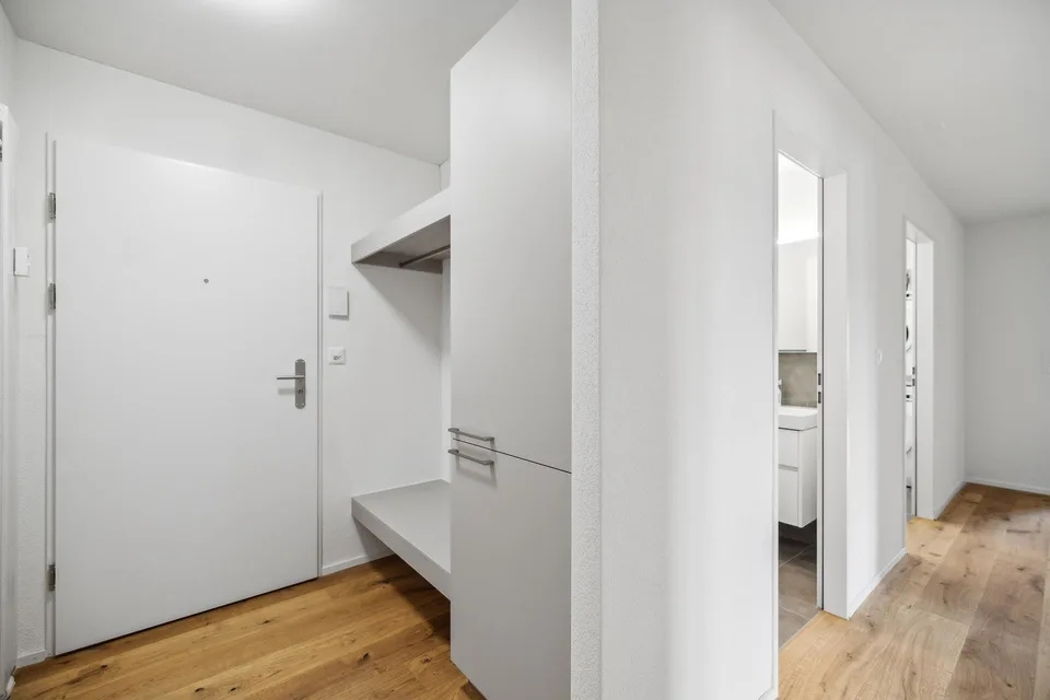 Totalsanierte 4.5 Zimmer-Wohnung in Herzen von Niederuzwil – photo 2 sur 11